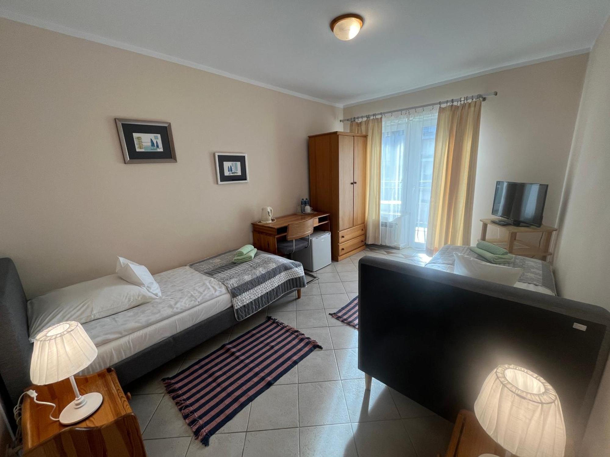 Gosciniec Jantar Hotel Gizycko Exterior photo